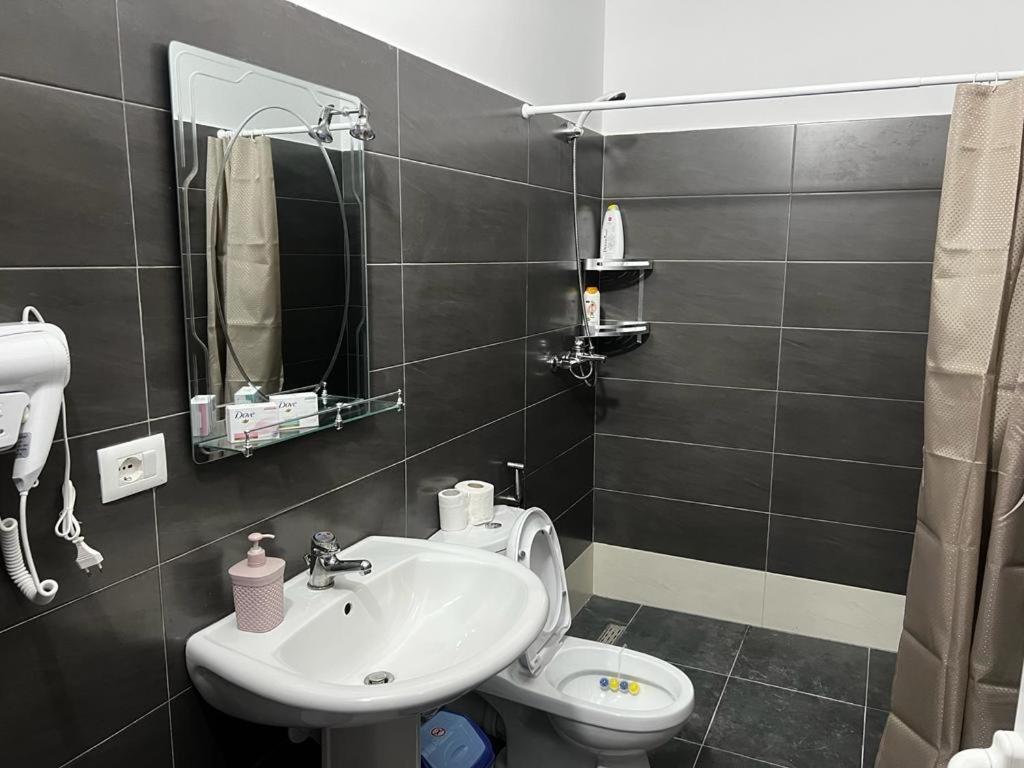 Kristian Apartments Berat Exterior photo